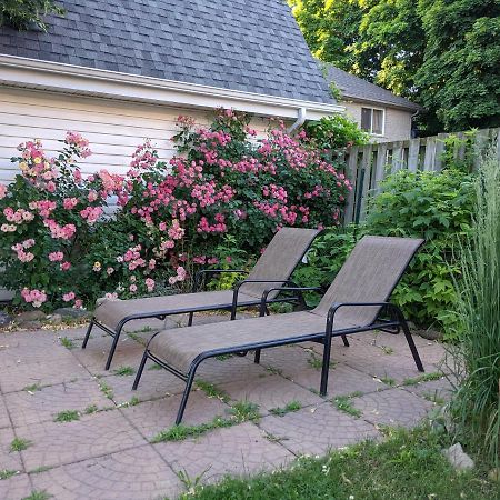 Garden 2 Storey House ナイアガラ・フォールズ エクステリア 写真