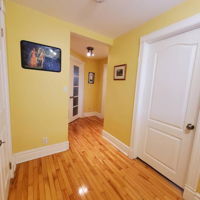 Garden 2 Storey House ナイアガラ・フォールズ エクステリア 写真